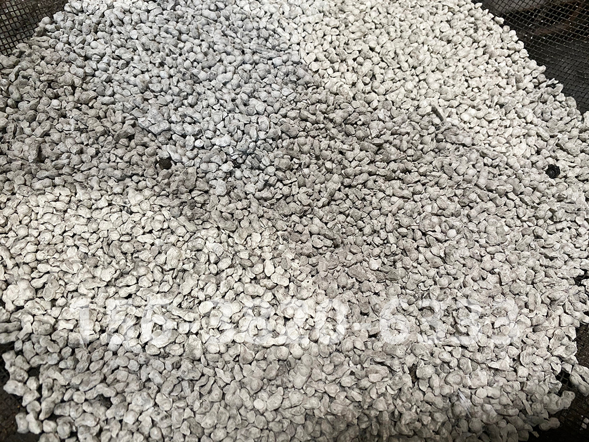 沸石擠壓造粒機(jī)